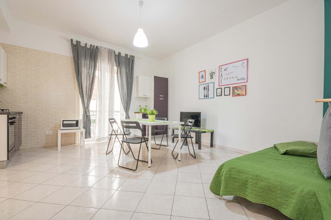 Green Apartment Bari Exterior photo